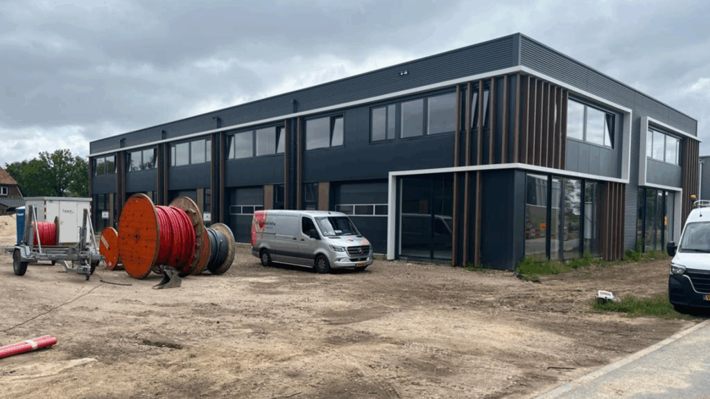 Afbeelding van de laatste bouwfase van het project in Dieren (bedrijfspanden nabij Arnhem).