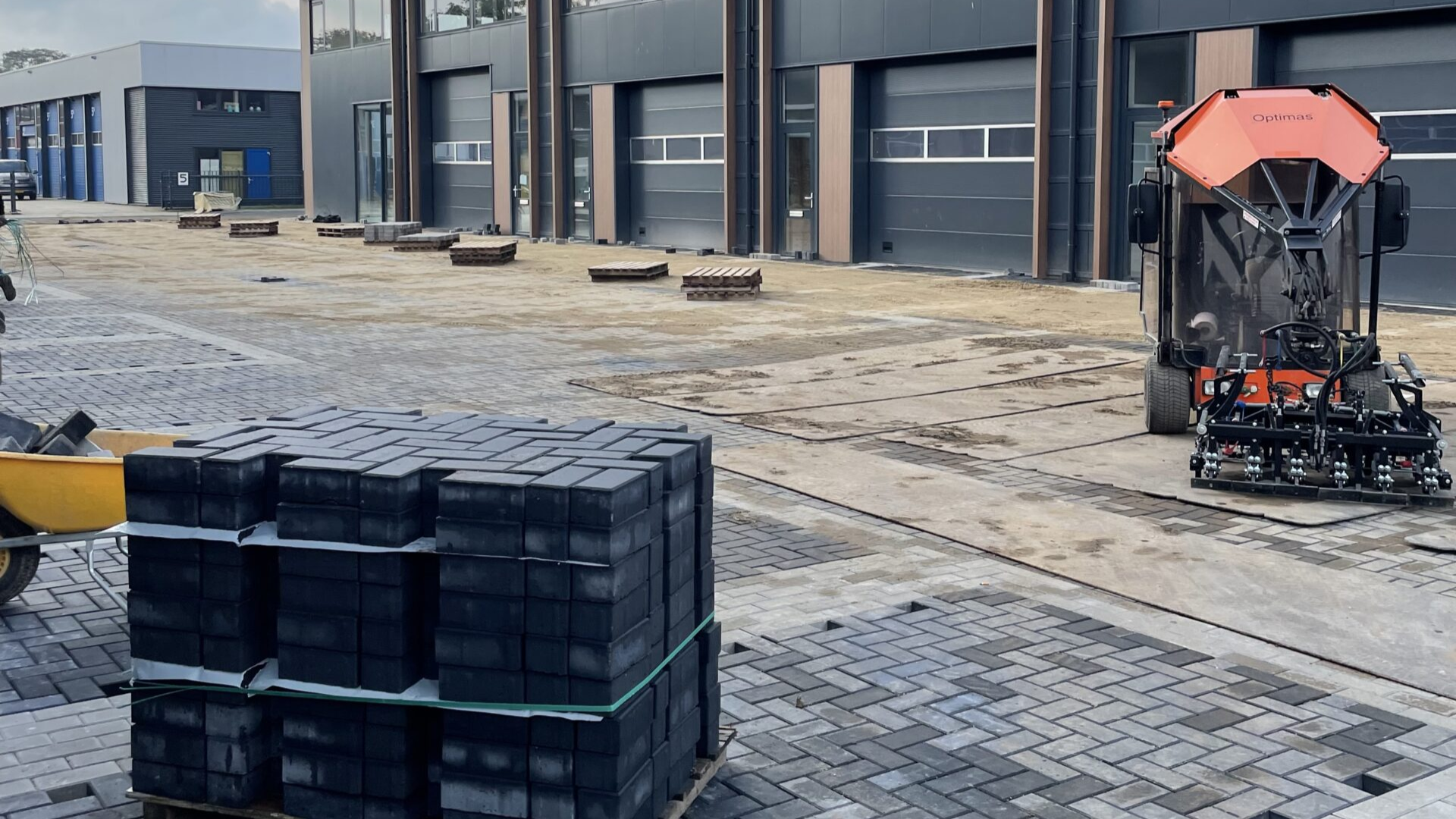 De Marke in Dieren krijgt vorm: straatwerk afgerond en laatste voorbereidingen in volle gang