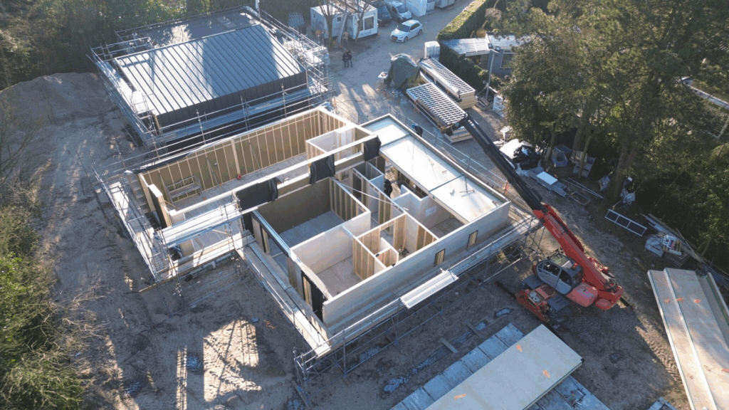 Afbeelding van de bouwfase van de luxe villa's die worden ontwikkeld door van der Meijden Vastgoed in Bennekom.